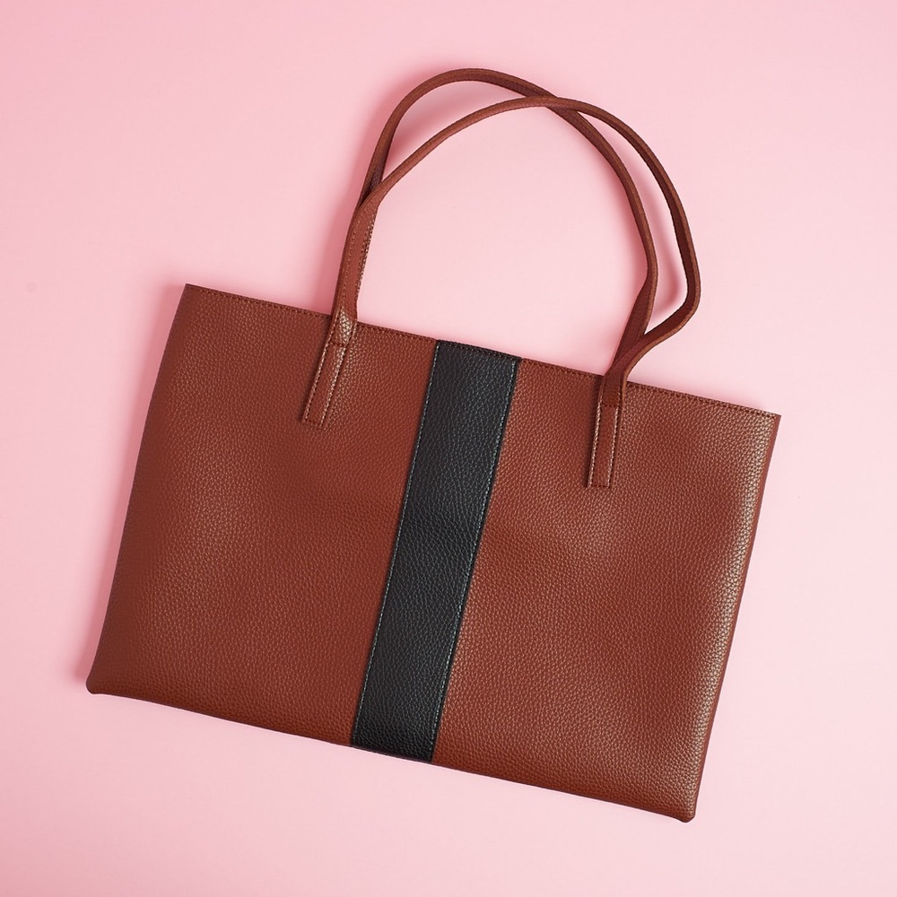 🆕 Vince Camuto Luck Tote Desert Red Faux Leather - Picture 1 of 4